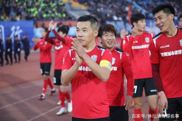 俱乐部杯-李添荣20分上海胜山西 洛夫顿24+12