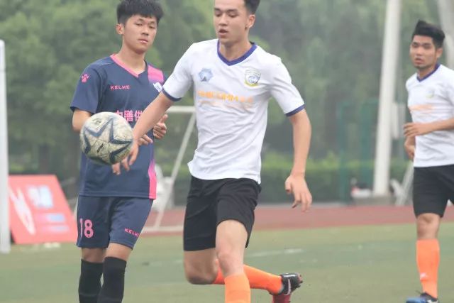 俱乐部杯-黄明依17分广东负江苏 四川胜吉林
