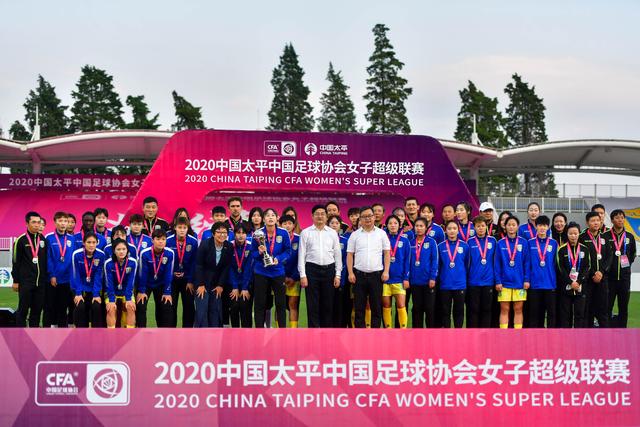 印度公开赛恰卡拉领先第二轮 贾维斯落后一杆