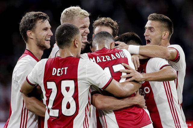 粤超开幕式时长约30分钟 近800名演职人员参演